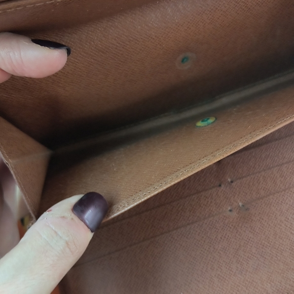 Louis Vuitton wallet - Picture 2 of 6